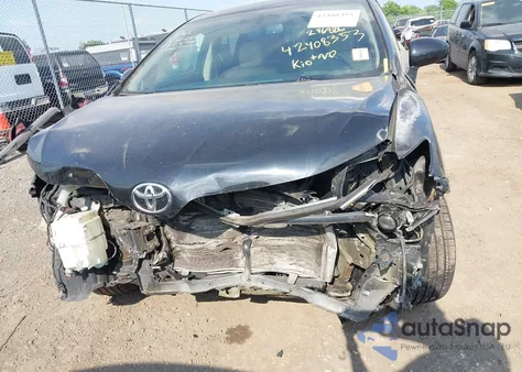 2010 Toyota Venza z USA, uszkodzony, nr VIN 4T3ZA3BB3AU033432